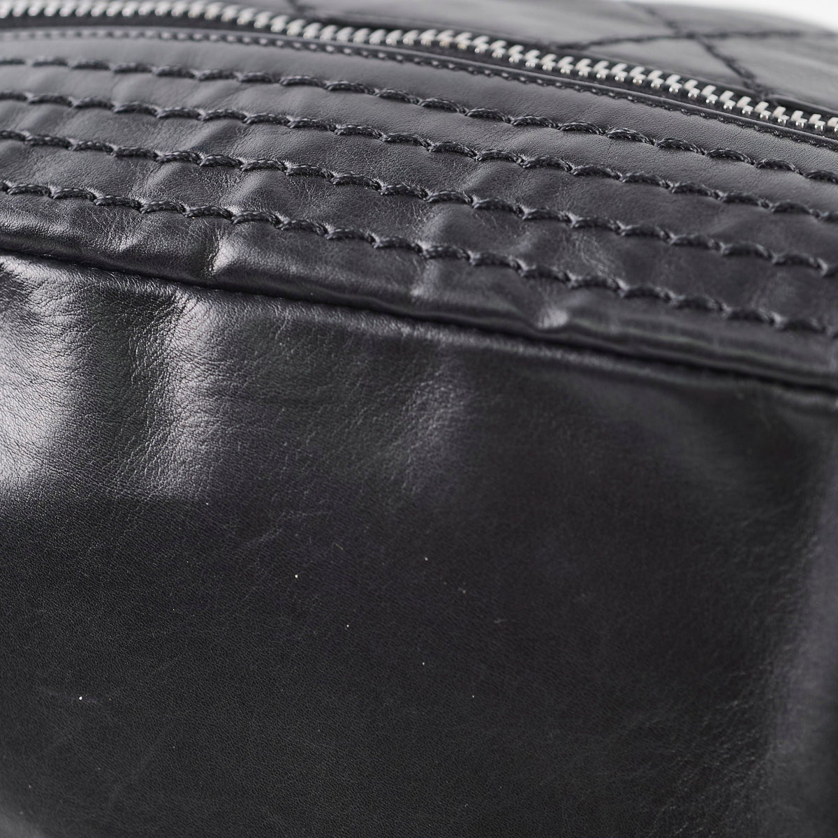 Chanel Bucket Bag Black Series 11 - photo 14
