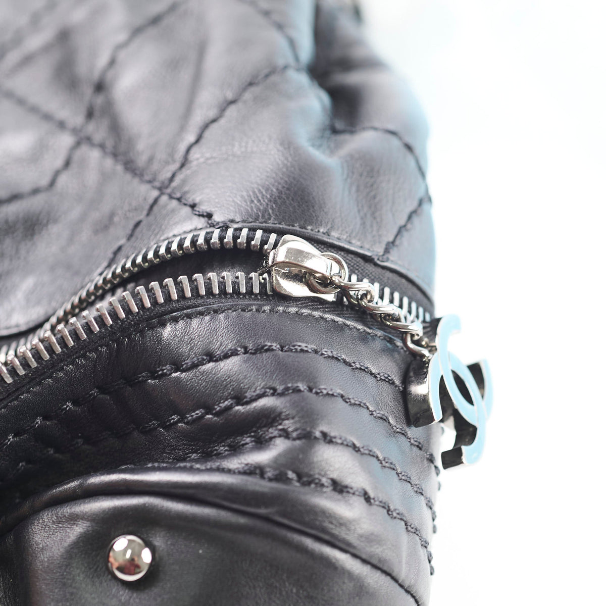Chanel Bucket Bag Black Series 11 - photo 10