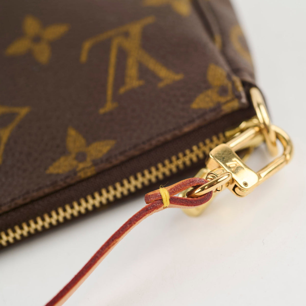 Louis Vuitton Pochette Accessories Monogram - photo 4