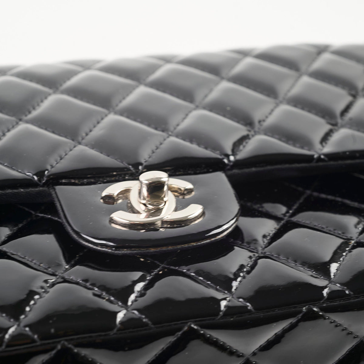 Chanel Classic Flap Medium M/L Patent Black (13 Series) - photo 19