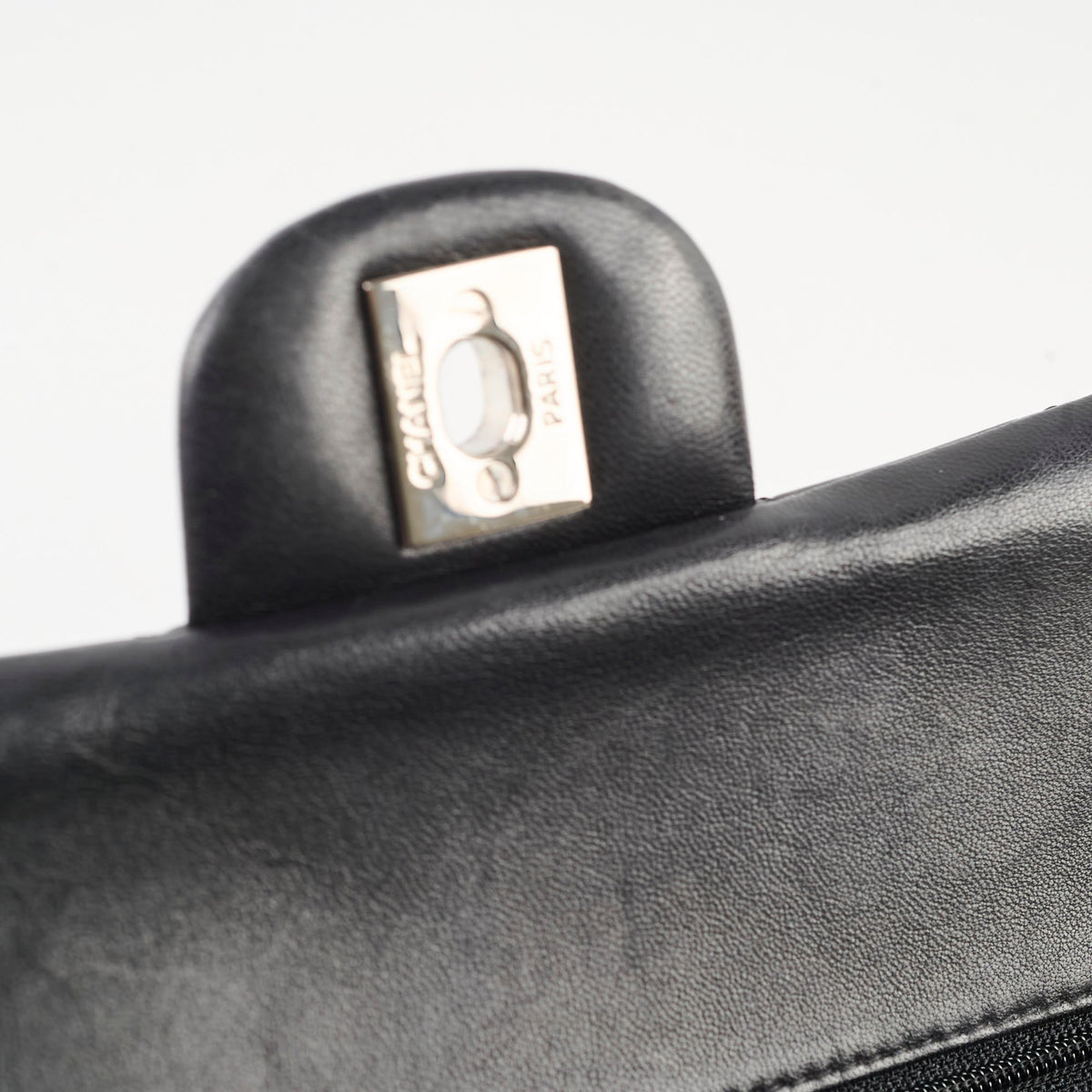 Chanel Classic Flap Medium M/L Patent Black (13 Series) - photo 5