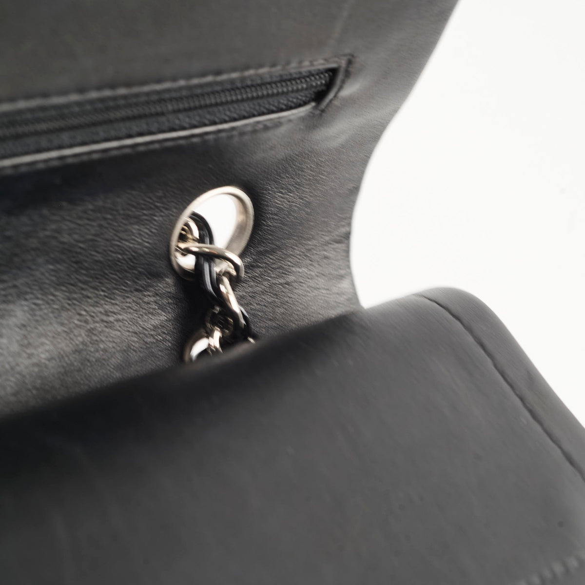Chanel Classic Flap Medium M/L Patent Black (13 Series) - photo 9