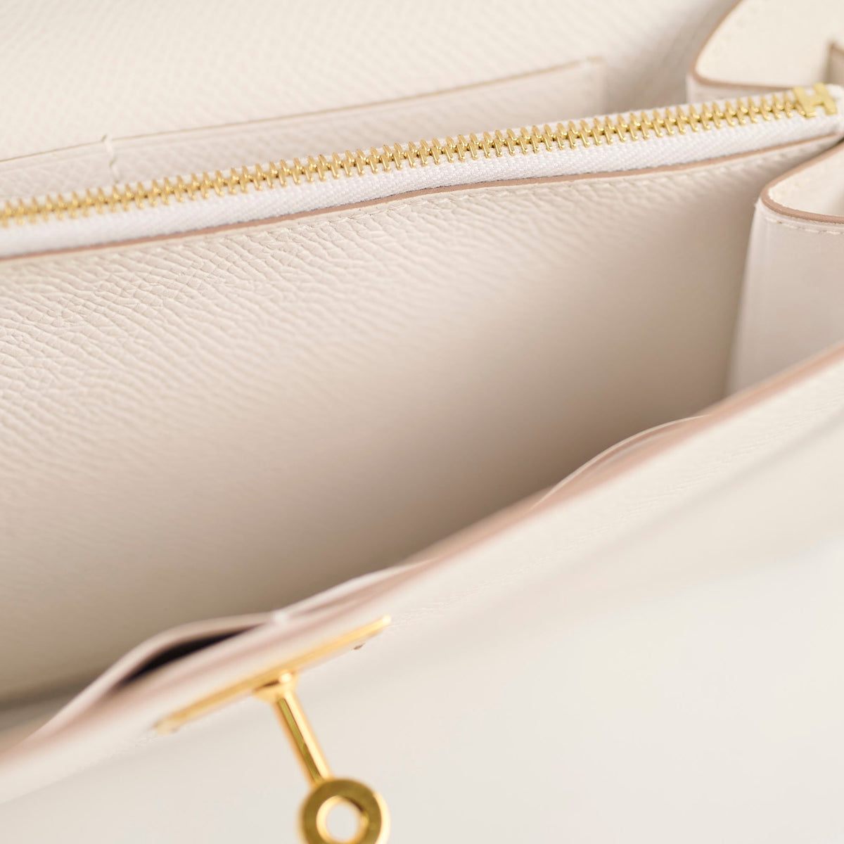 Hermes Kelly To Go Epsom in Gris Pale - photo 13
