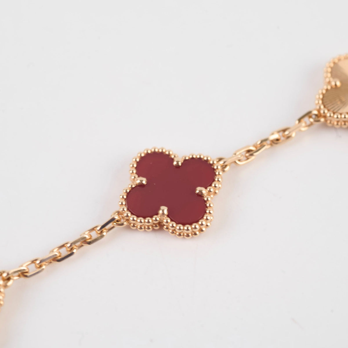 Van Cleef & Arpels 5 Motif Vintage Alhambra Guilloche & Carnelian Bracelet Rose Gold - photo 3