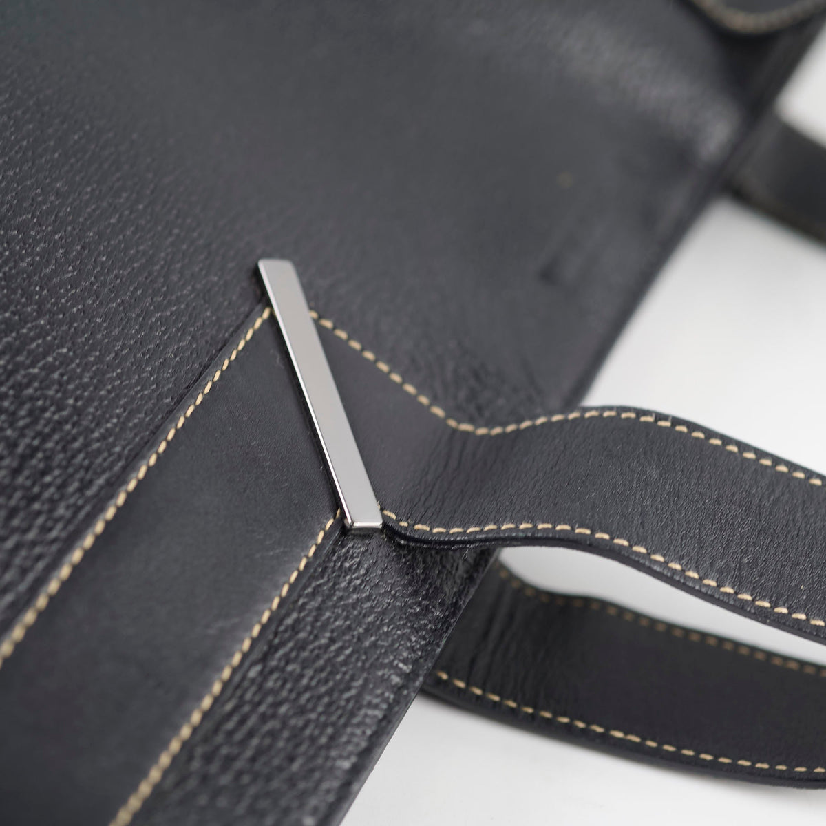 Gucci Leather Tote Black - photo 13
