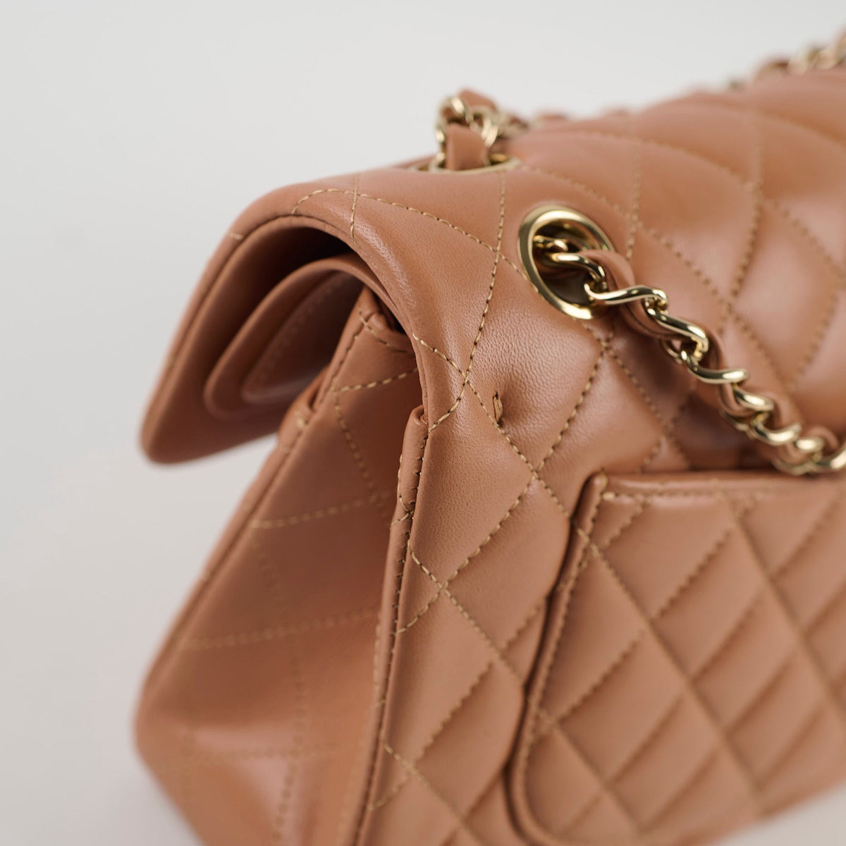 Chanel Small Classic Flap Lambskin Caramel - photo 5