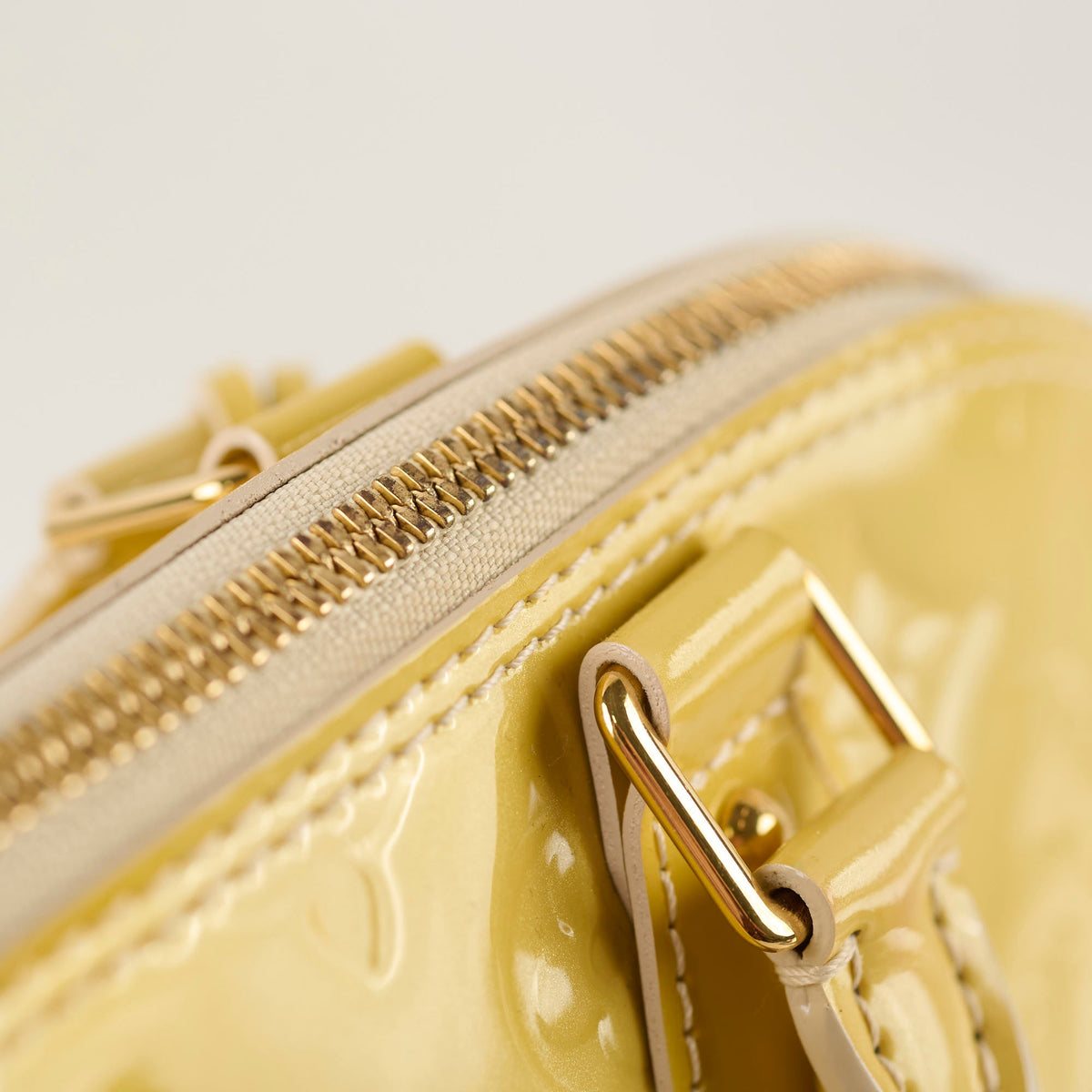 Louis Vuitton Alma PM Vernis Yellow - photo 8