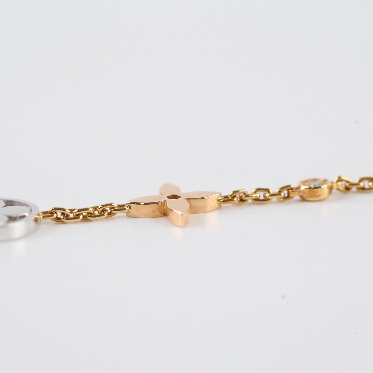 Louis Vuitton Idylle Blossom 18k Multi Motif Bracelet - photo 6