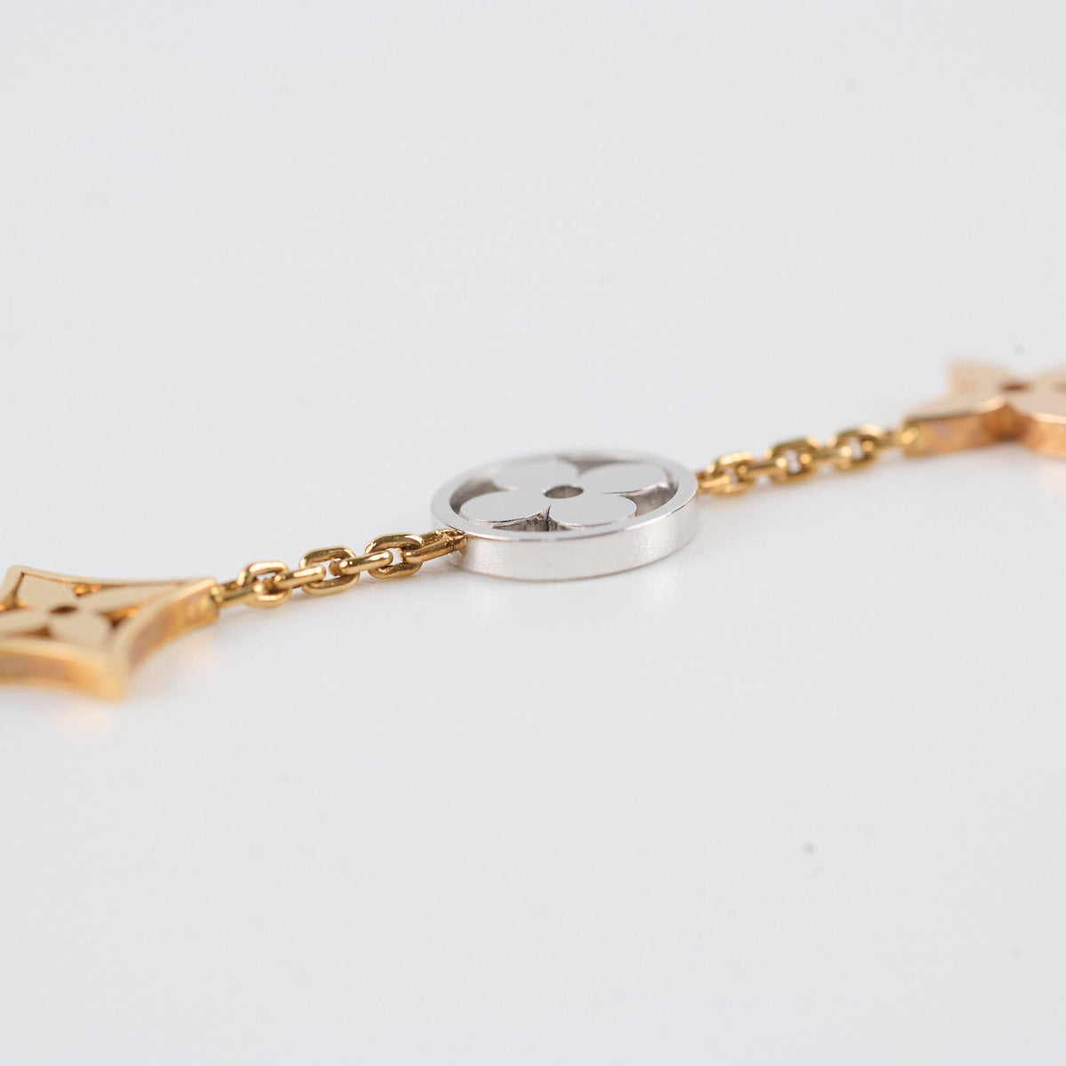 Louis Vuitton Idylle Blossom 18k Multi Motif Bracelet - photo 7