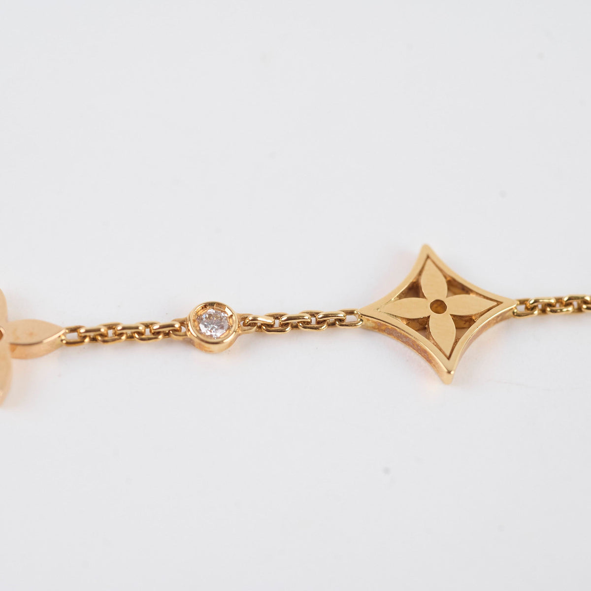 Louis Vuitton Idylle Blossom 18k Multi Motif Bracelet - photo 9