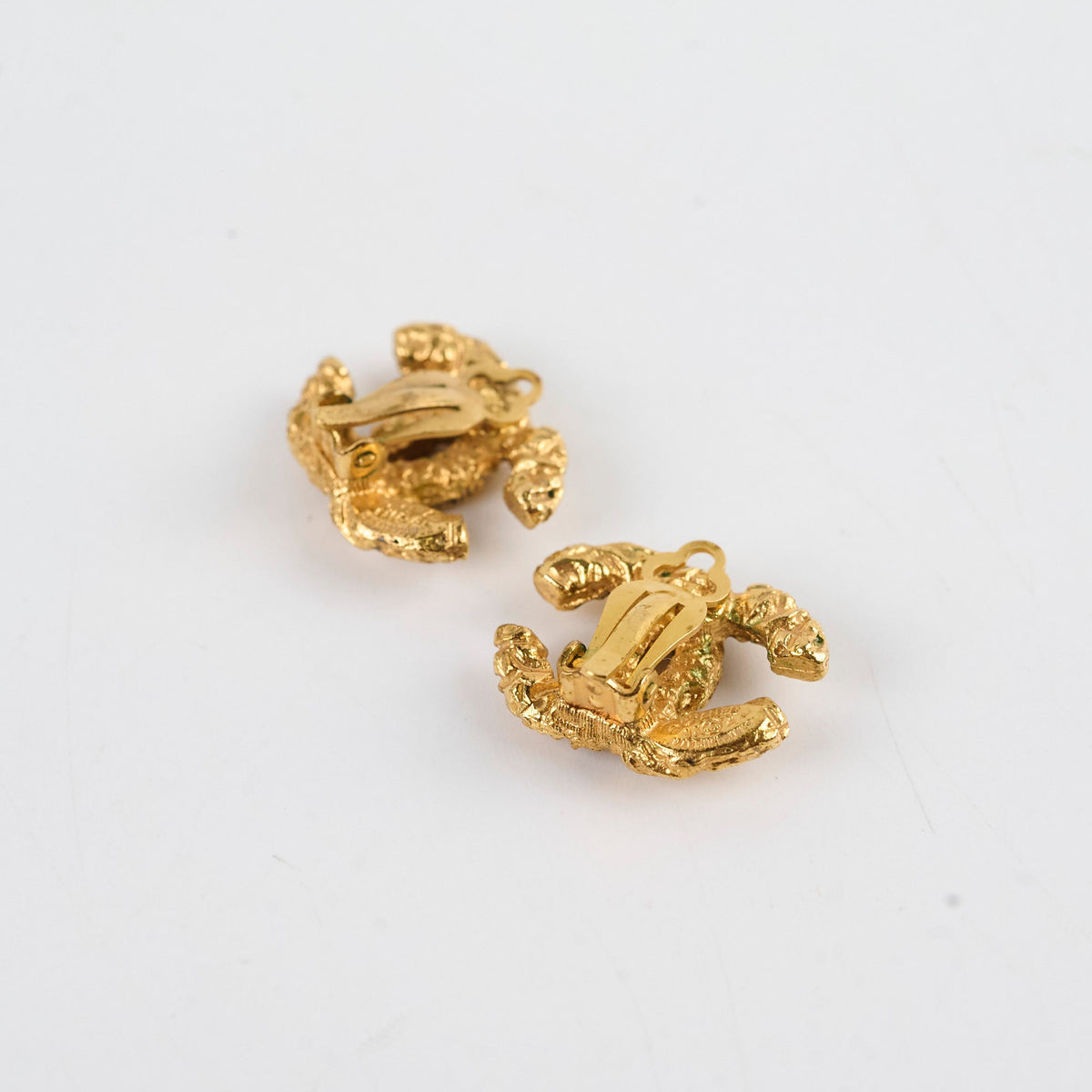 Chanel Florentine CC Clip Earrings Gold Costume Jewellery - photo 3