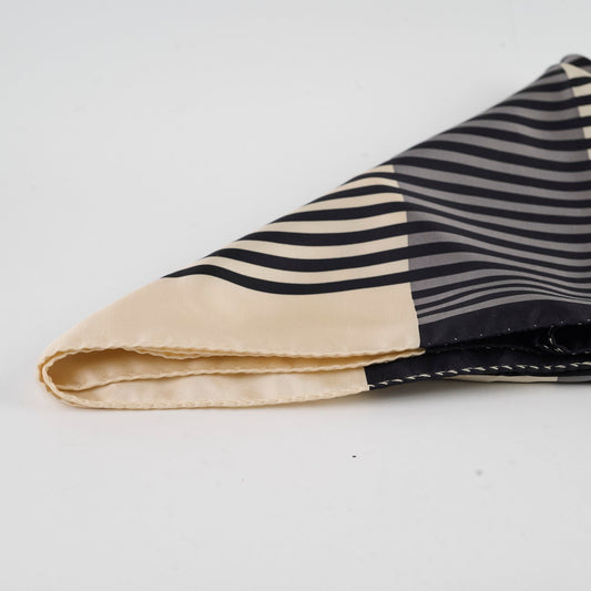 Saint Laurent Sqaure Scarf 90 x 90cm - photo 2