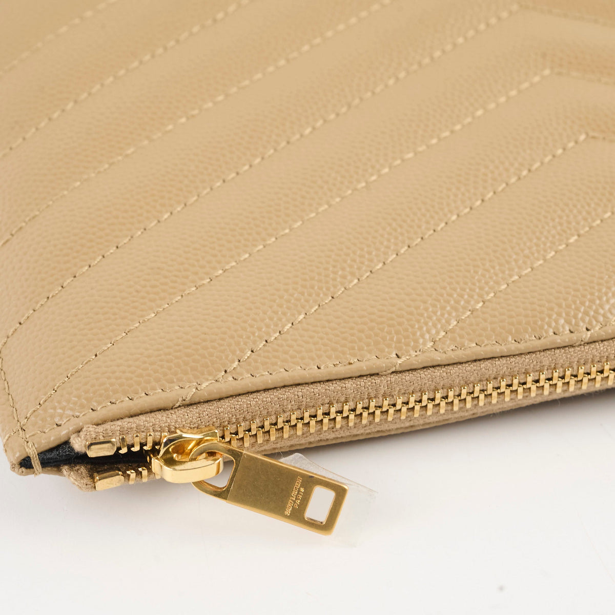 Saint Laurent Bill Pouch Dark Latte GHW - photo 5