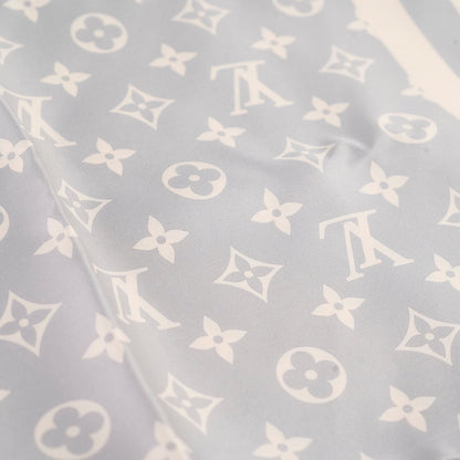 Louis Vuitton Monogram Silhouette Square 90 Silk Scarf Grey - photo 7
