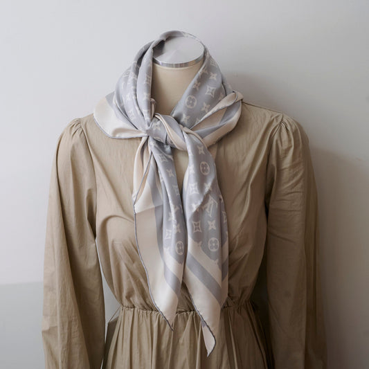 Louis Vuitton Monogram Silhouette Square 90 Silk Scarf Grey - photo 2
