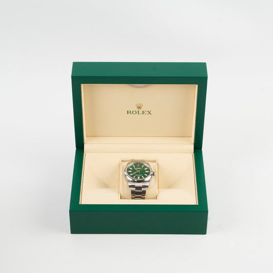 Rolex Oyster Perpetual 41MM Green Dial 124300 2022 - photo 2