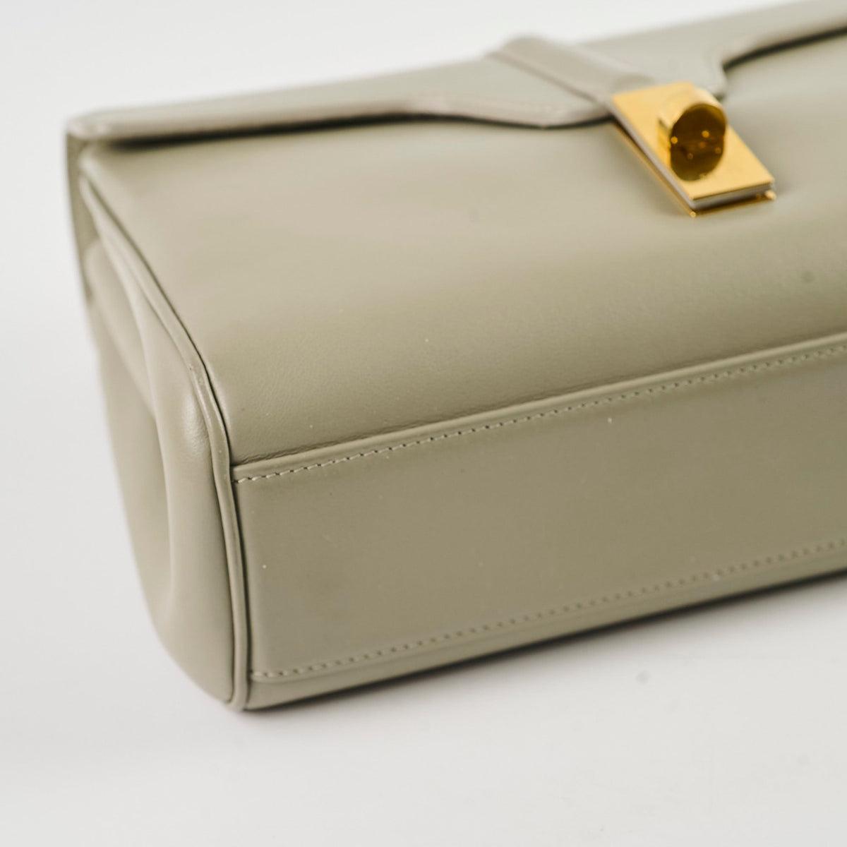 Celine 16 Soft Khaki Crossbody - photo 11
