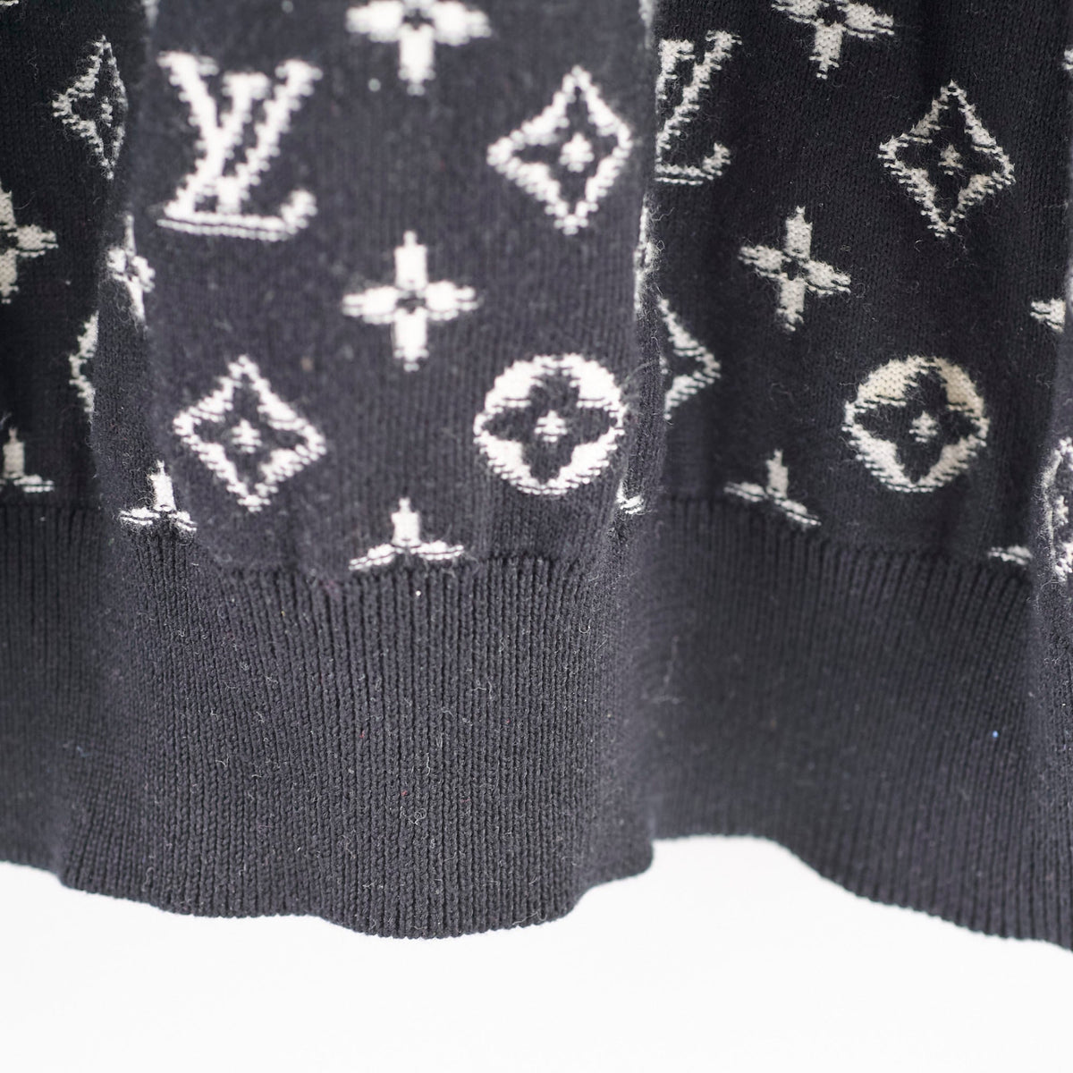 Louis Vuitton LVSE Monogram Crewneck Size L - photo 6