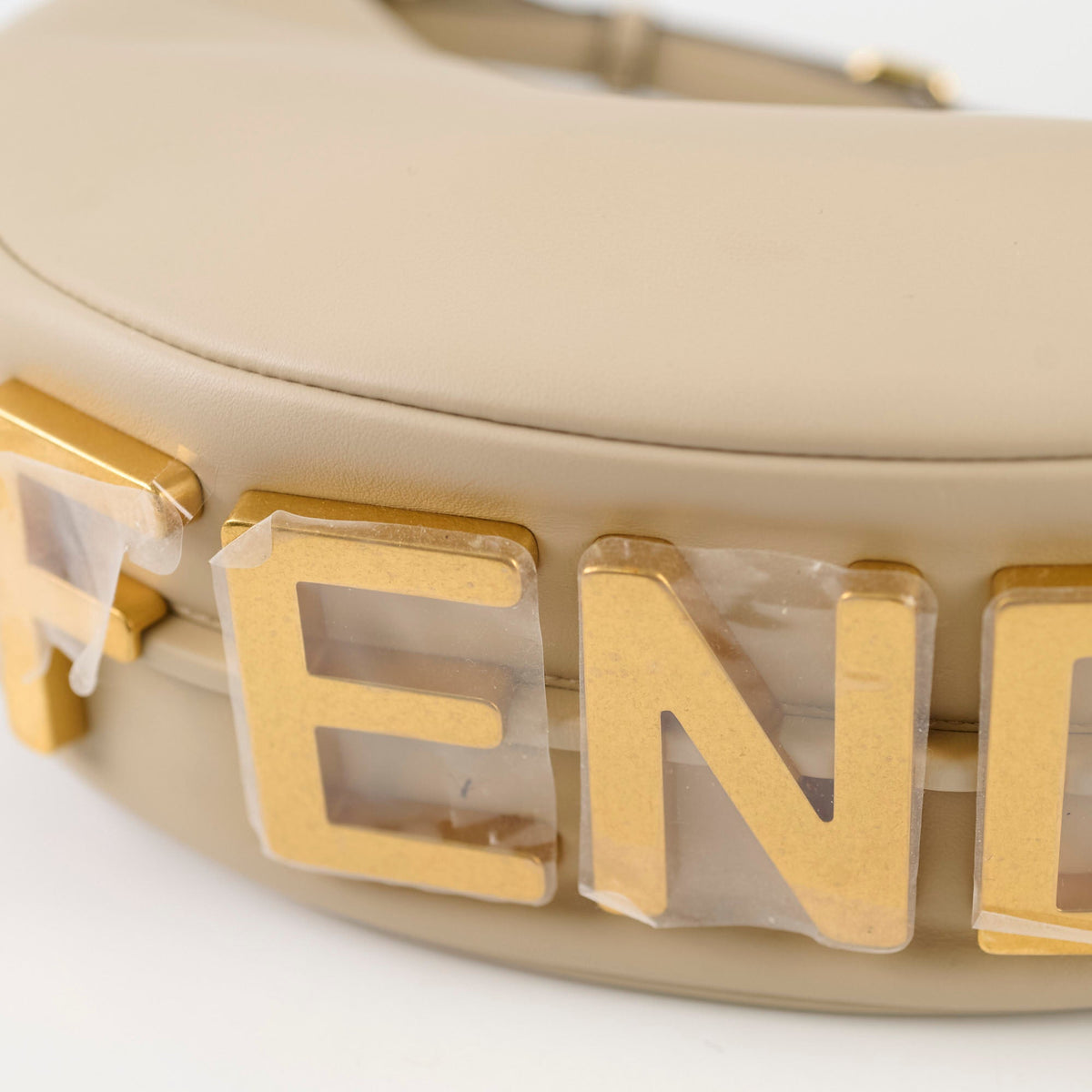 Fendi Fendigraphy Small Leather Hobo Beige - photo 6