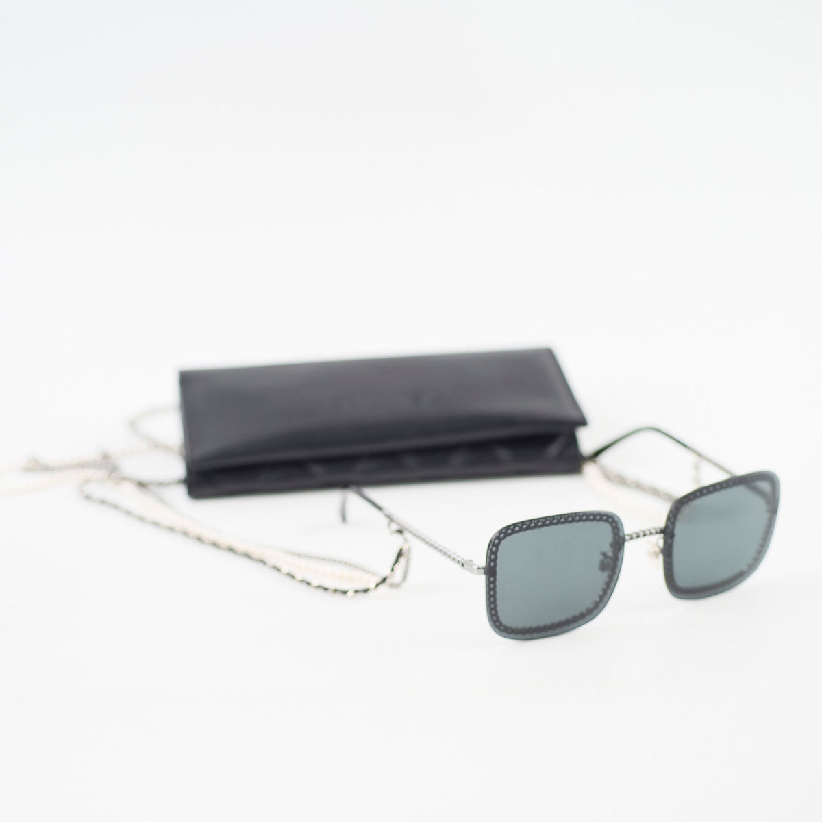 Chanel 4244 Black Square Sunglasses with Chain - photo 2