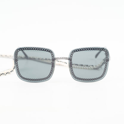 Chanel 4244 Black Square Sunglasses with Chain - photo 4