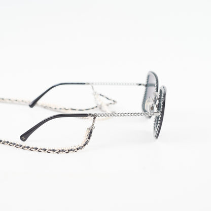 Chanel 4244 Black Square Sunglasses with Chain - photo 5