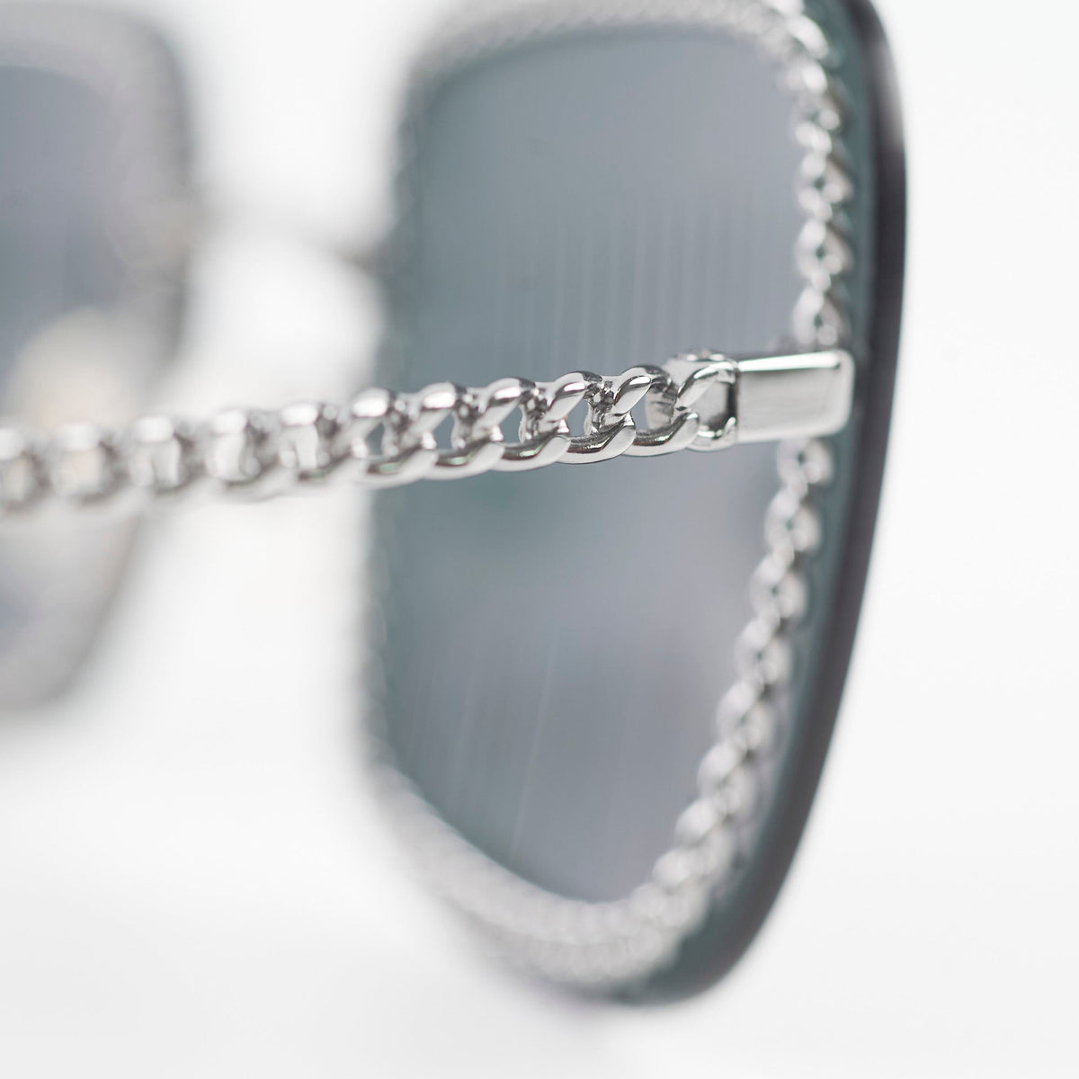 Chanel 4244 Black Square Sunglasses with Chain - photo 6