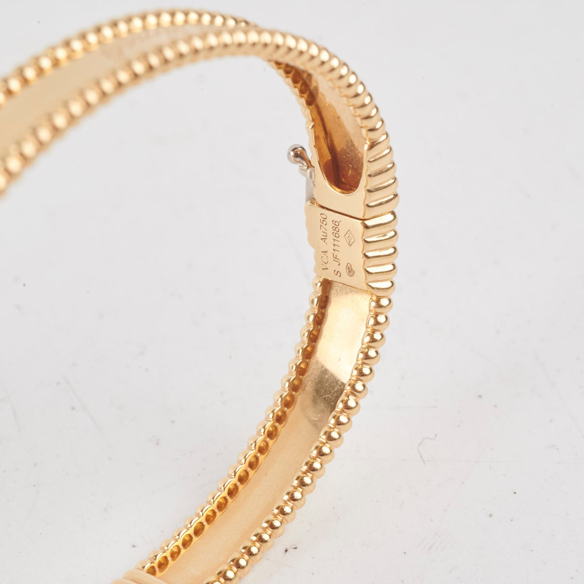 Van Cleef & Arpels Perlee Signature Bracelet Small Model - photo 4
