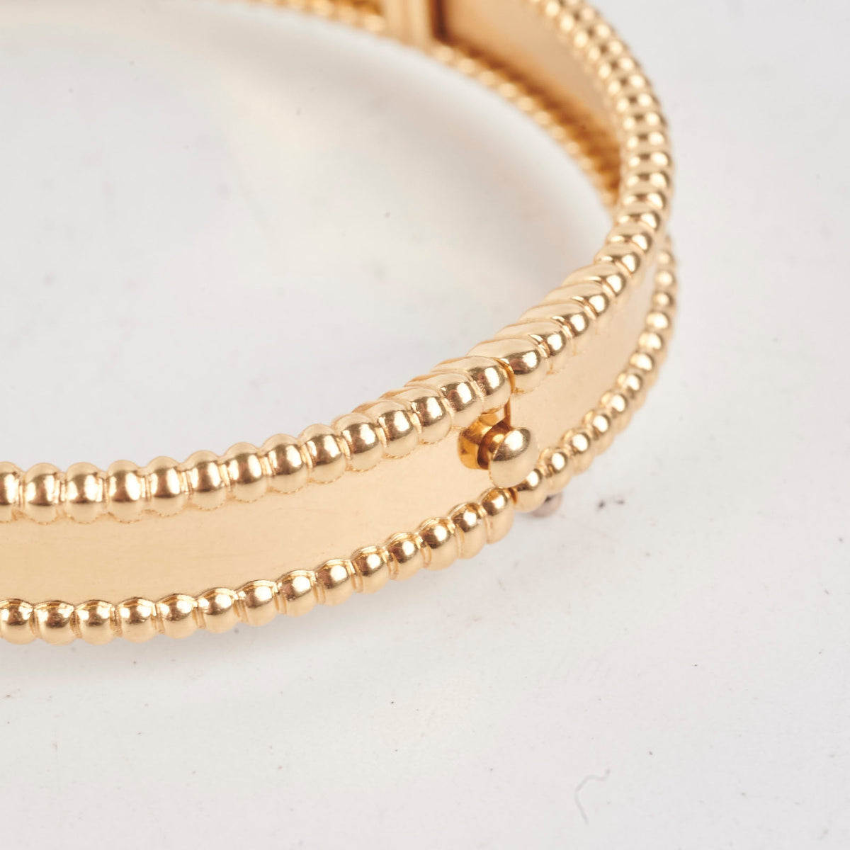 Van Cleef & Arpels Perlee Signature Bracelet Small Model - photo 8