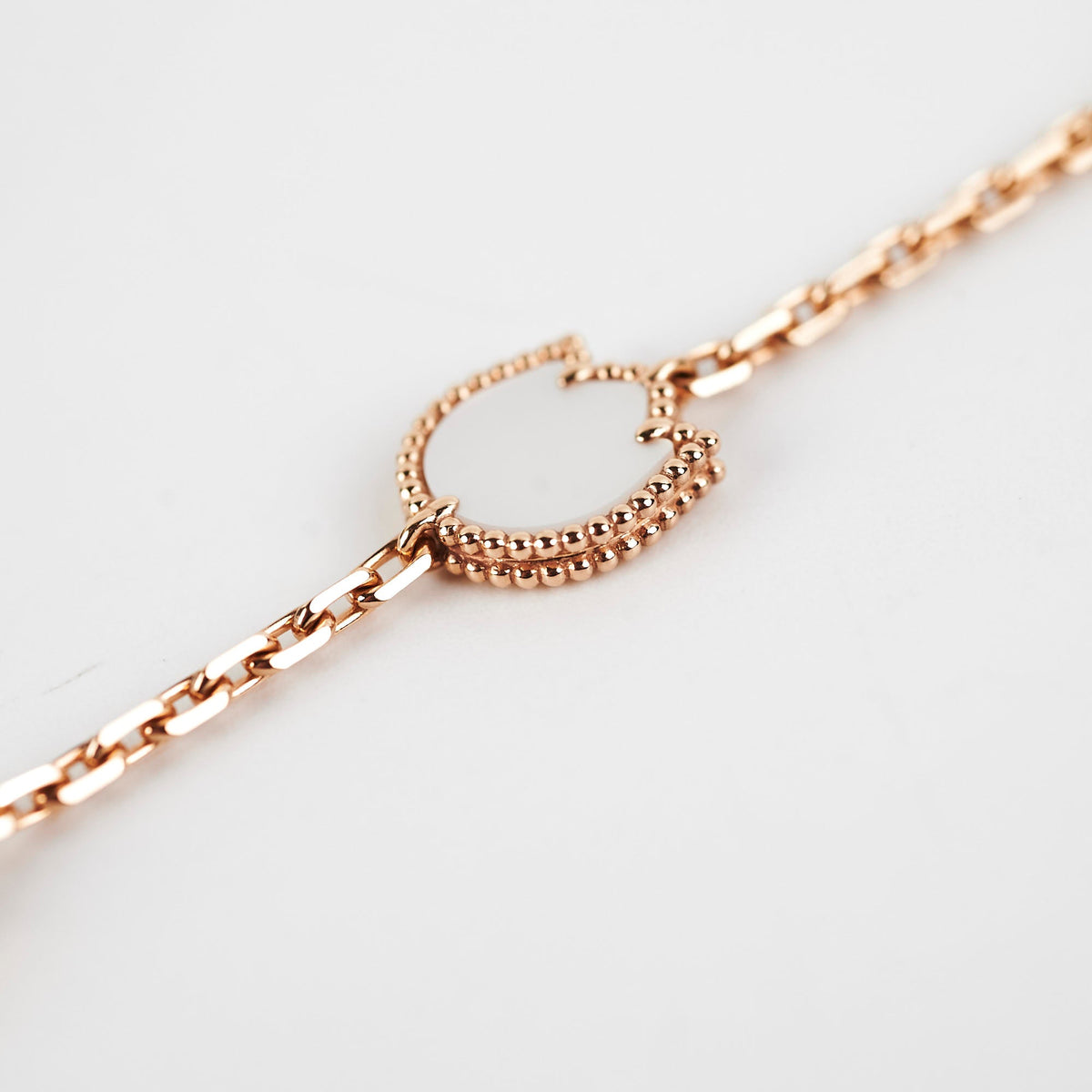 Van Cleef & Arpels VCA Lucky Spring Bracelet 5 Motifs 2023 - photo 9