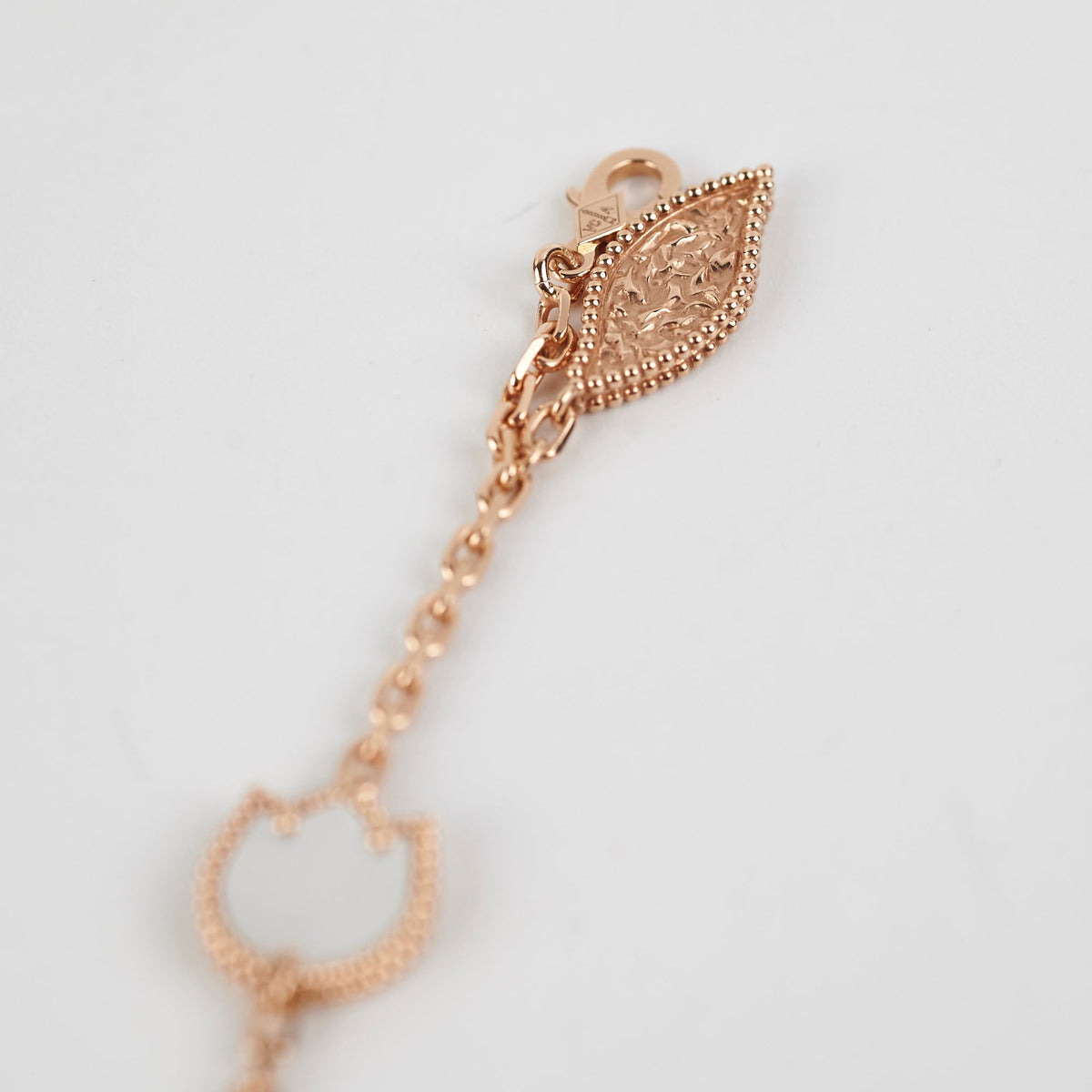 Van Cleef & Arpels VCA Lucky Spring Bracelet 5 Motifs 2023 - photo 5