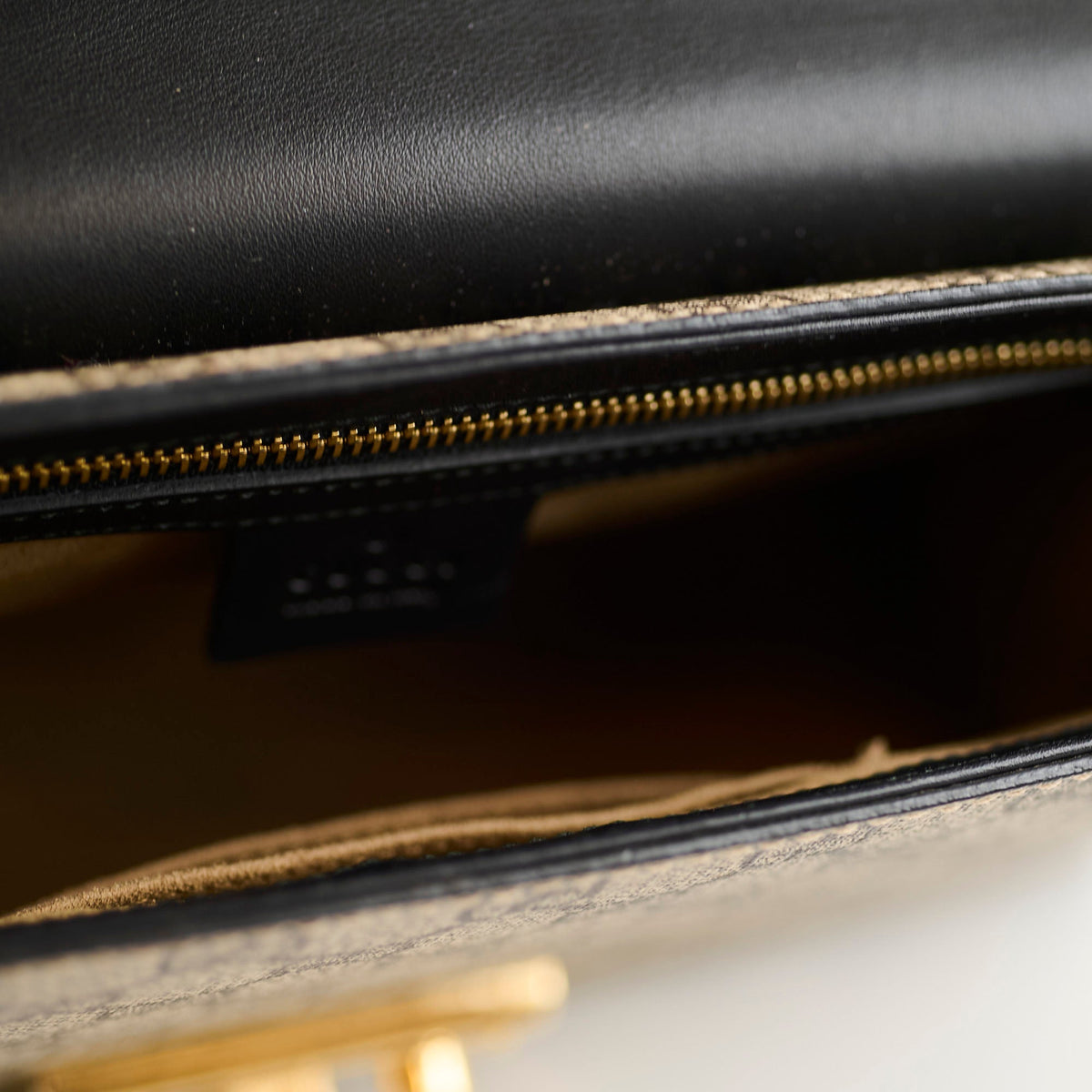 Gucci Padlock Medium Black - photo 13