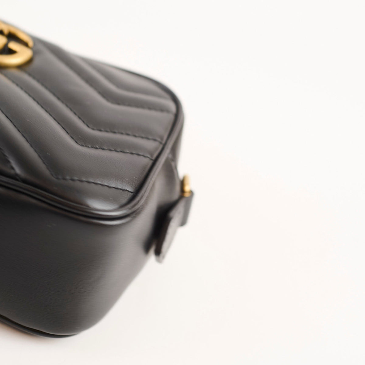 Gucci Mini Marmont Camera bag Black (2025) - photo 9