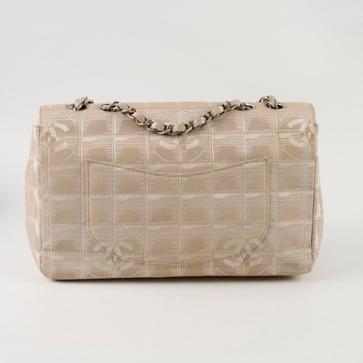 Chanel Medium Travel Line Flap Bag - photo 2