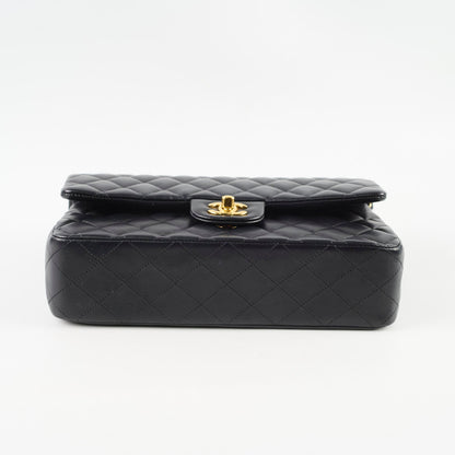 Chanel Classic Flap Medium Lambskin Black - photo 4