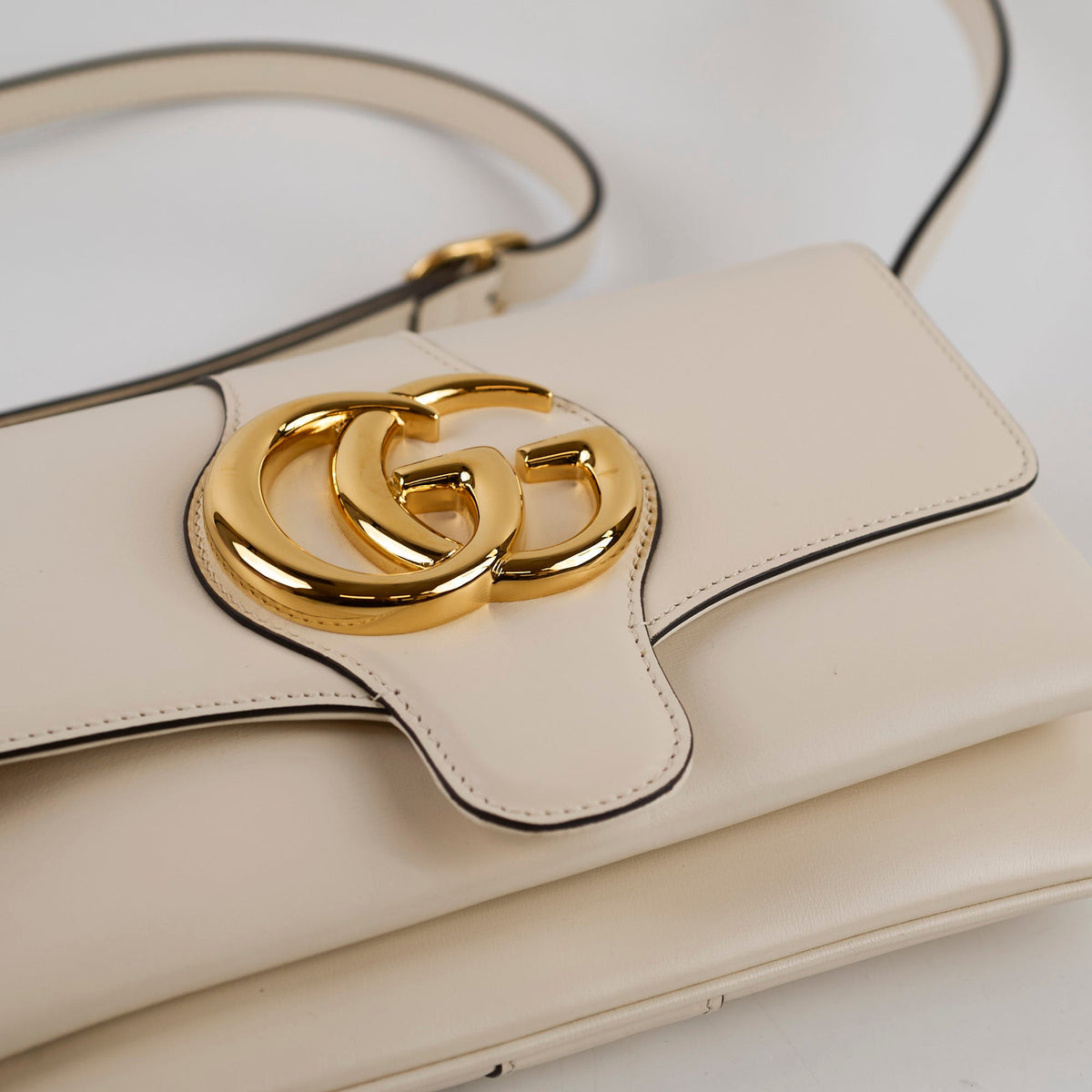 Gucci Small Arli Shoulder Bag Cream - photo 13