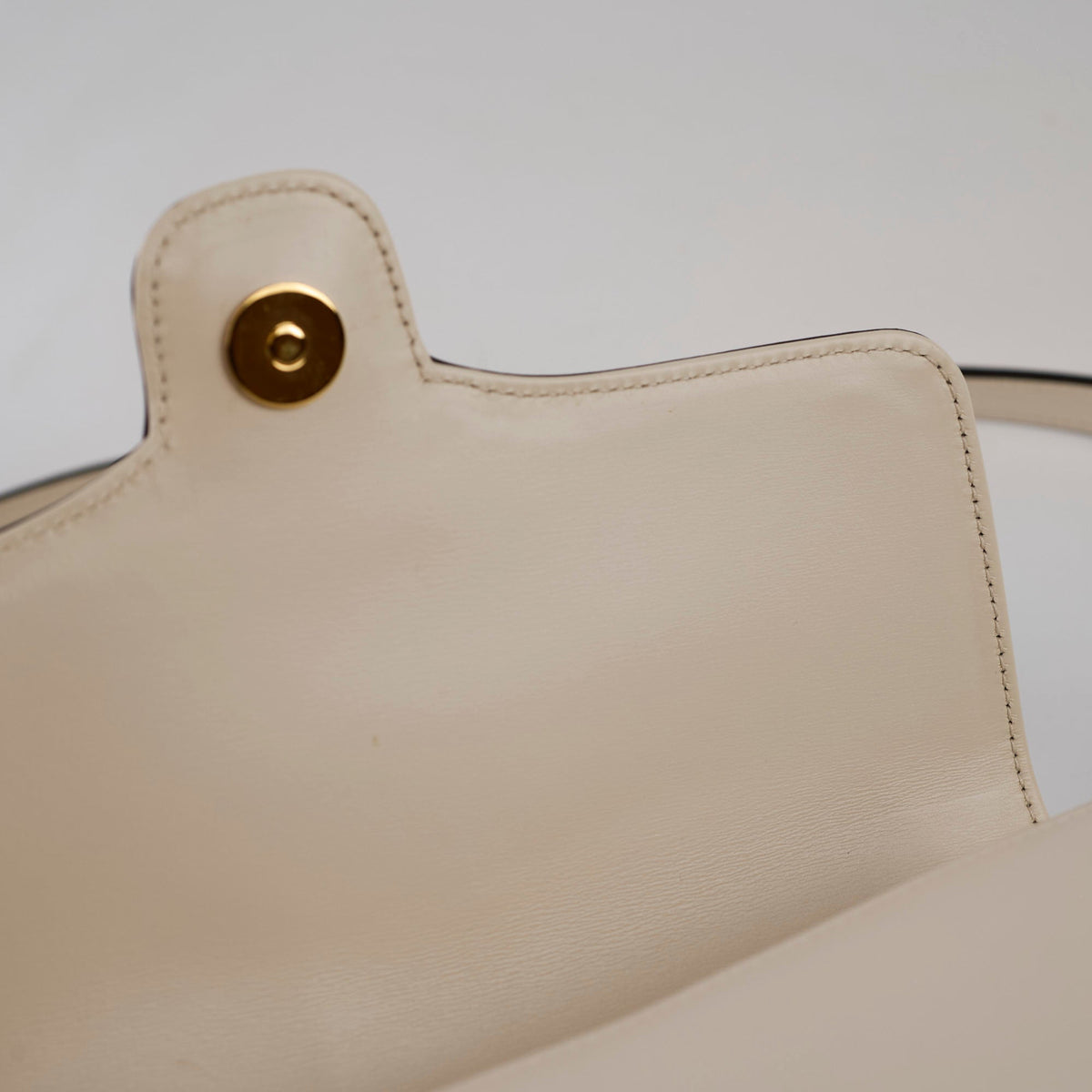Gucci Small Arli Shoulder Bag Cream - photo 4