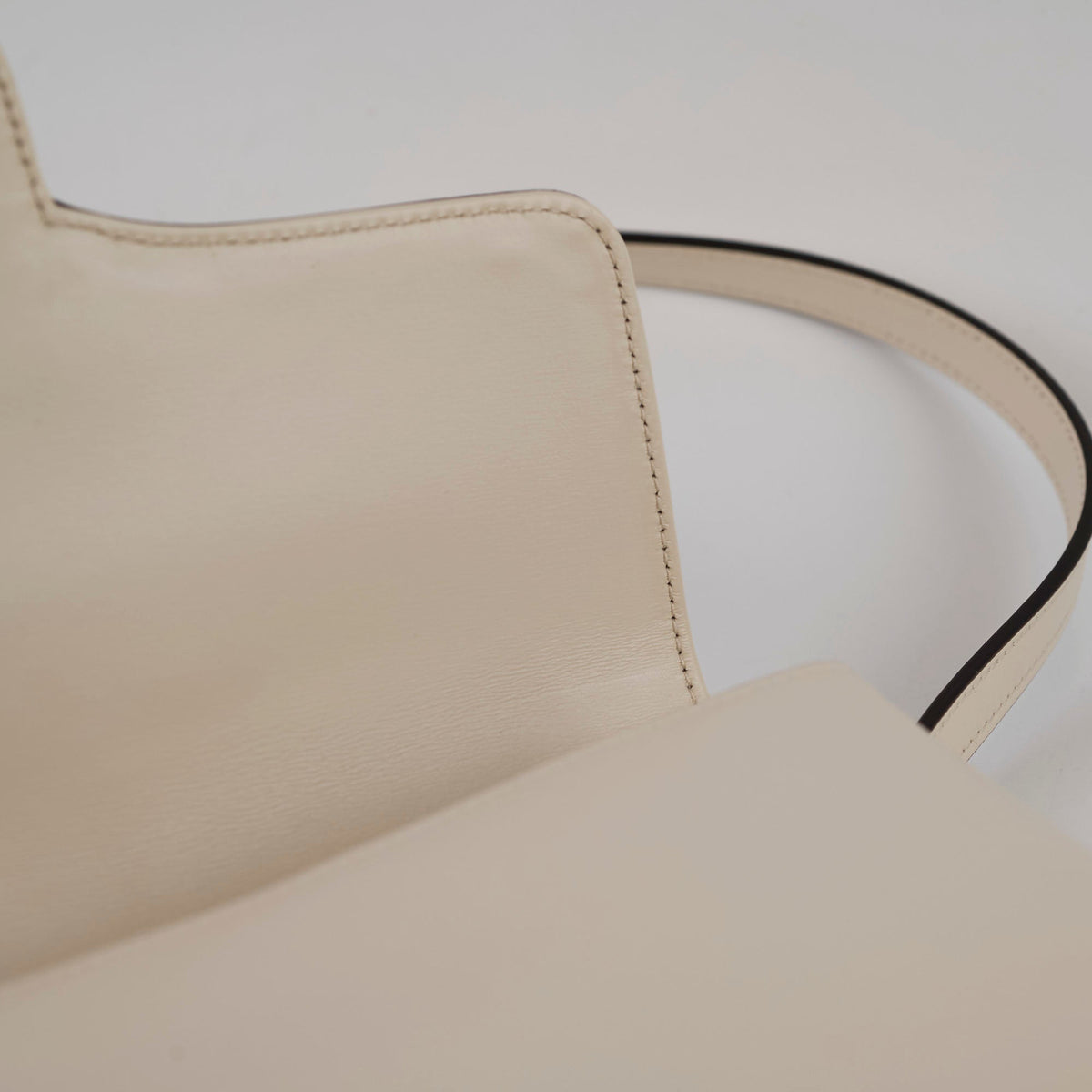 Gucci Small Arli Shoulder Bag Cream - photo 6