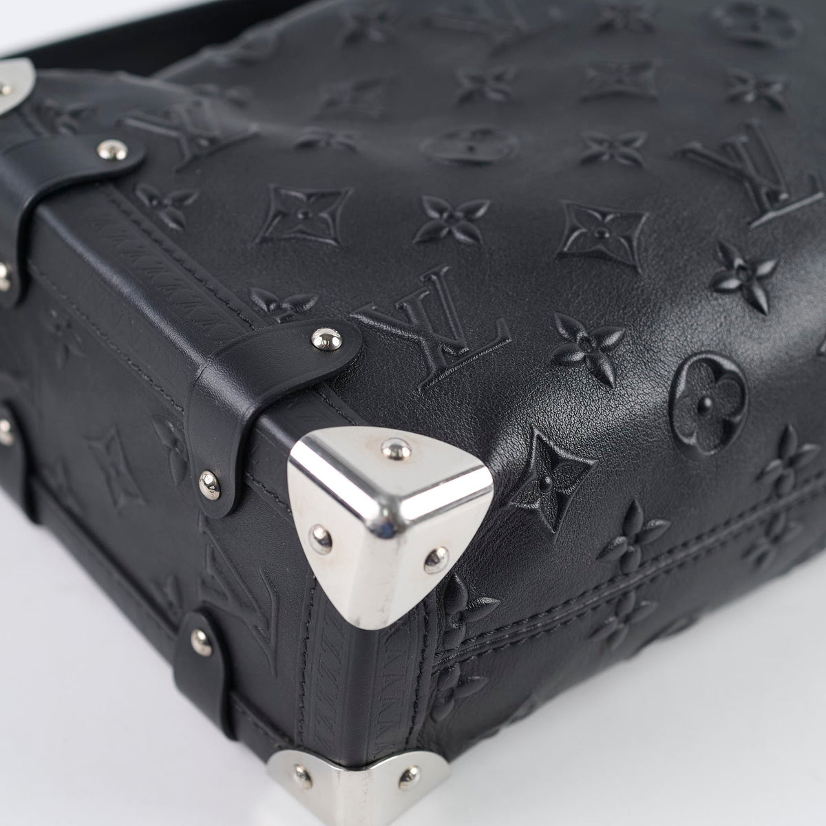 Louis Vuitton Side Trunk MM Black Leather - photo 7