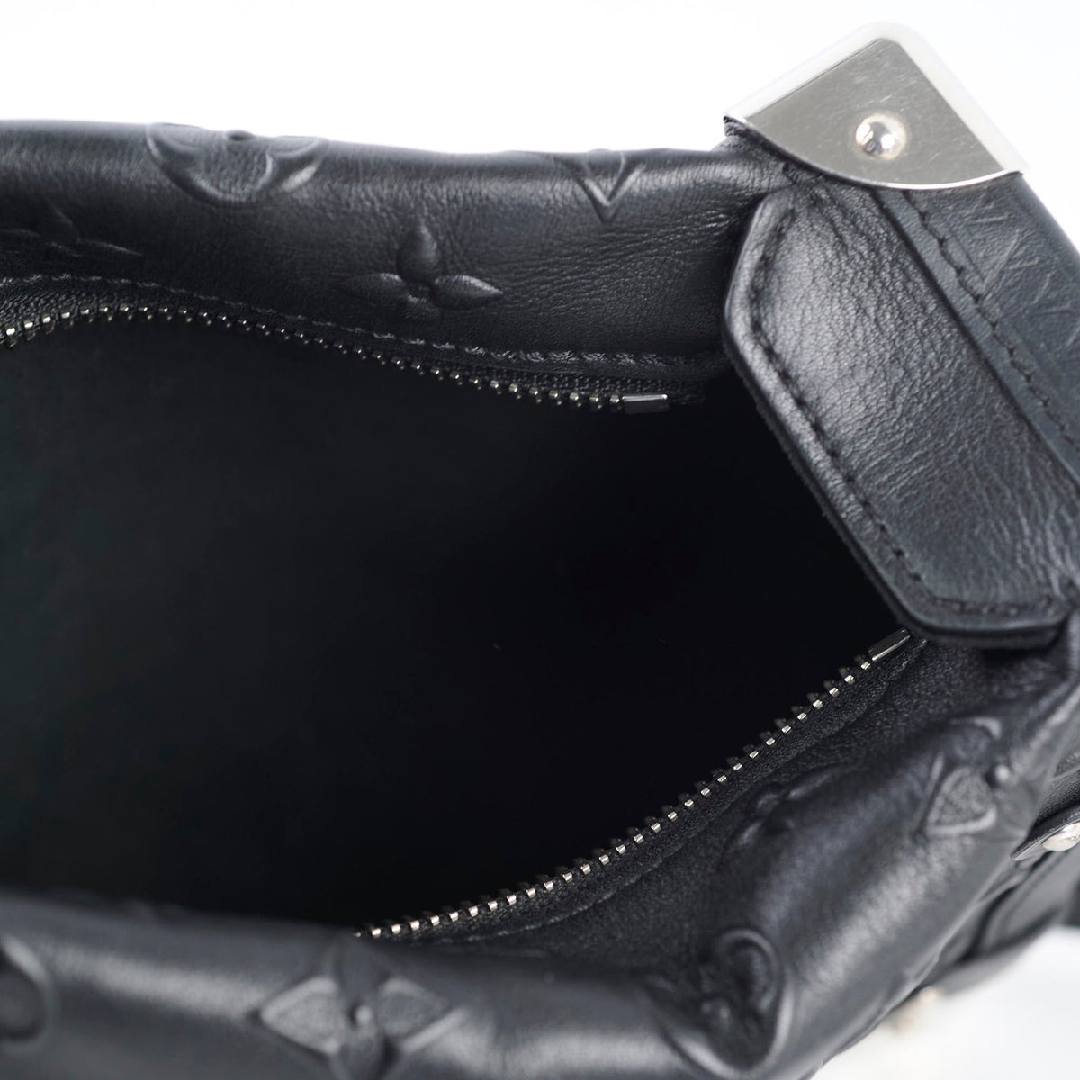 Louis Vuitton Side Trunk MM Black Leather - photo 5