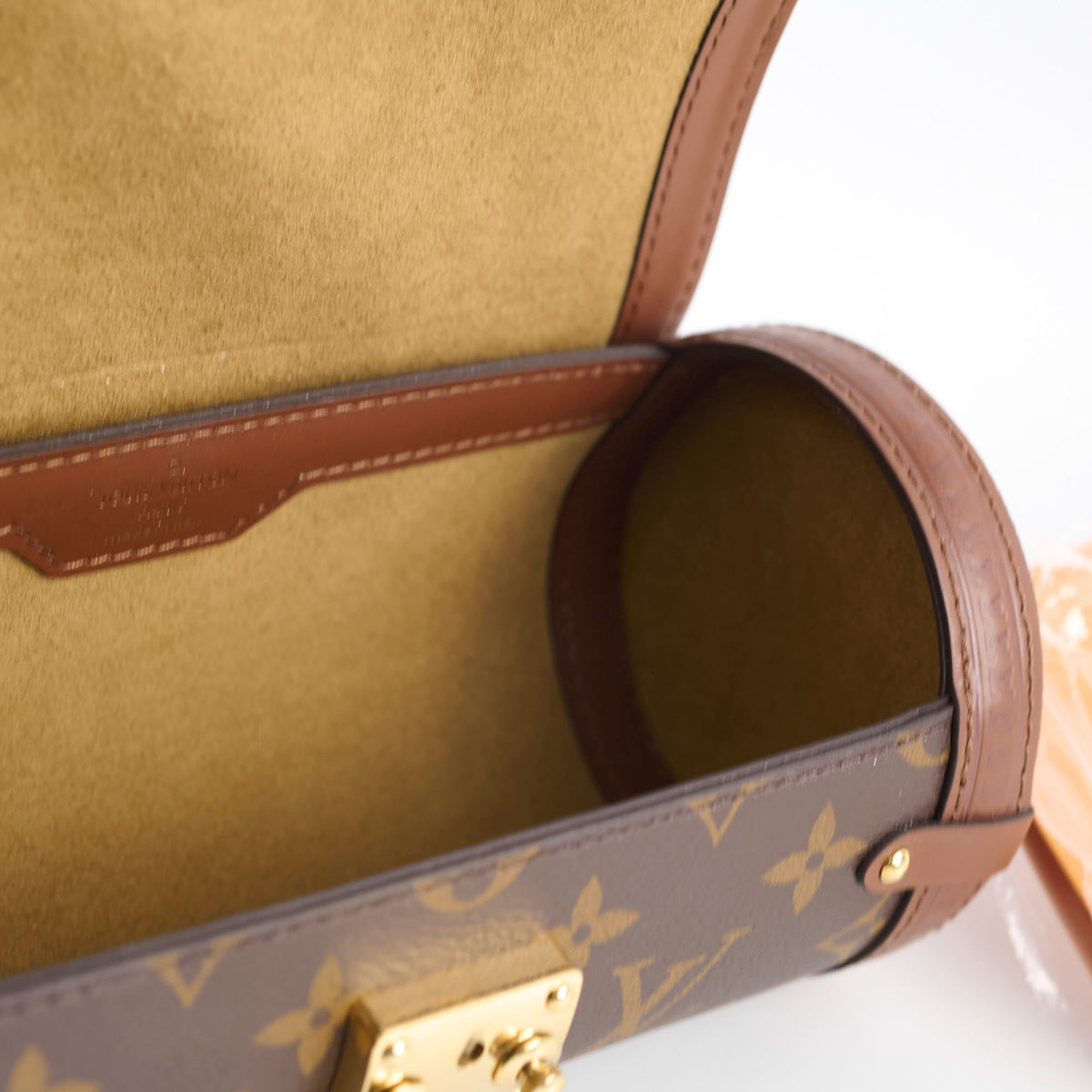 Louis Vuitton Papillon Trunk Monogram - photo 5