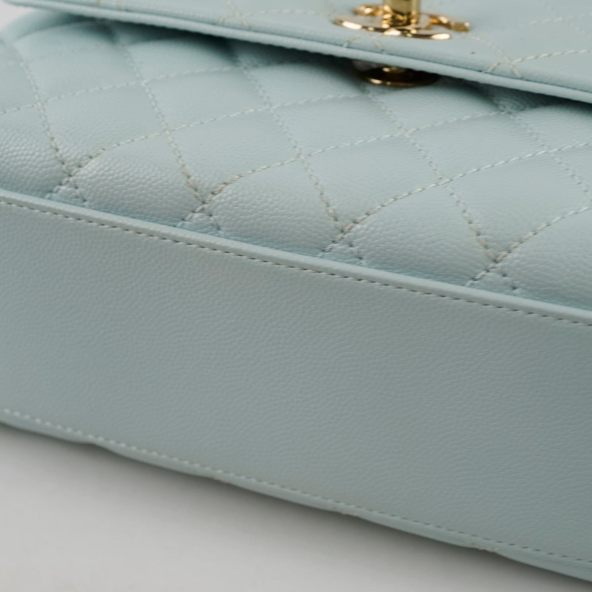 Chanel Coco Handle Small Caviar Light Blue - photo 8