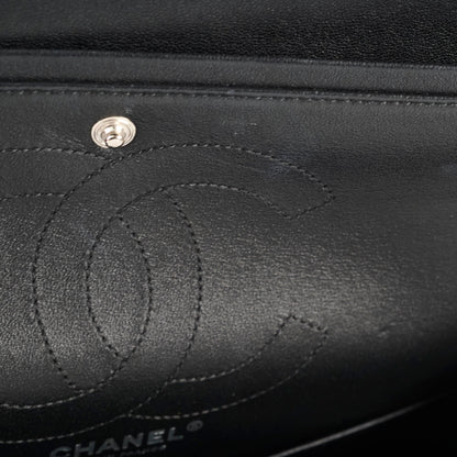 Chanel Reissue 2.55 226 Chevron Black - photo 12