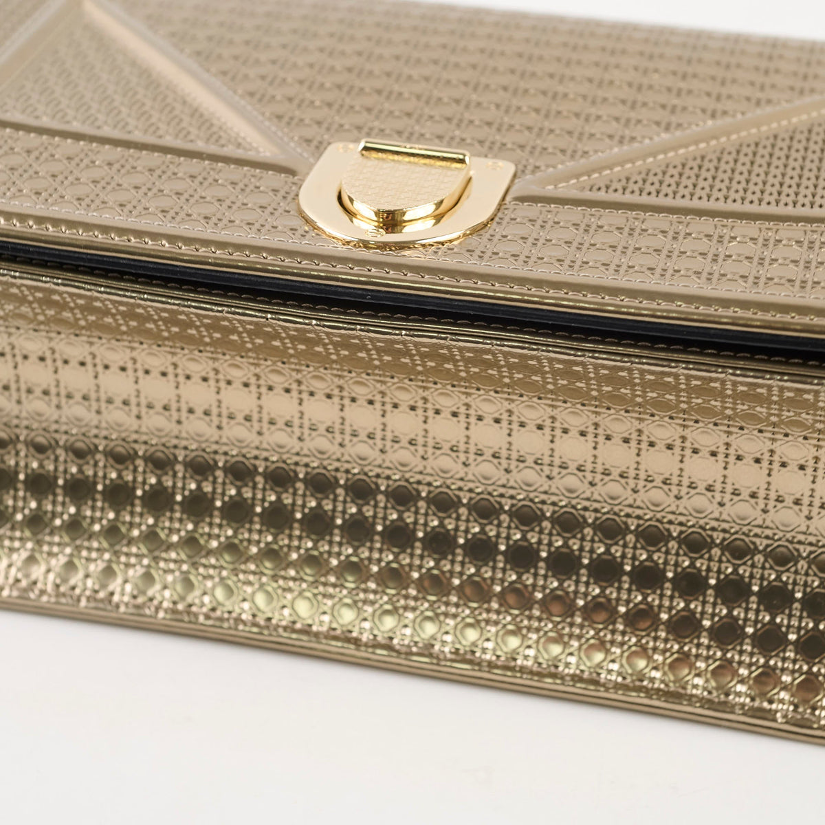 Christian Dior Diorama Medium Metallic Light Gold - photo 11