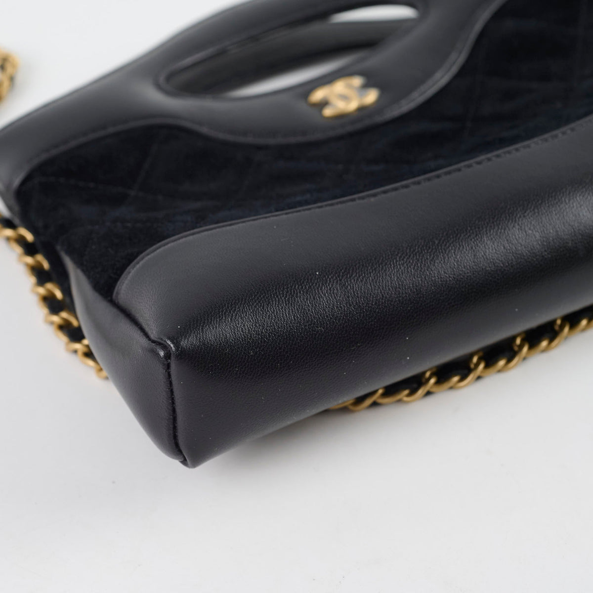 Chanel 31 Small Black Suede (Microchip) - photo 8