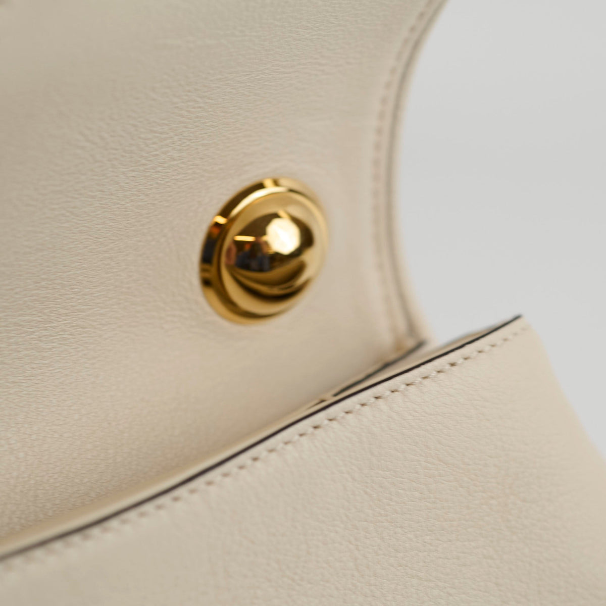 Gucci Blondie Crossbody Ivory - photo 8