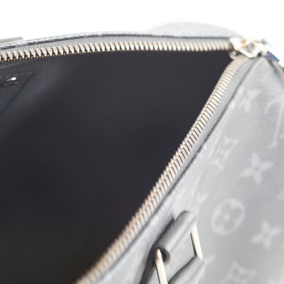 Louis Vuitton Keepall 35 Monogram Eclipse - photo 7