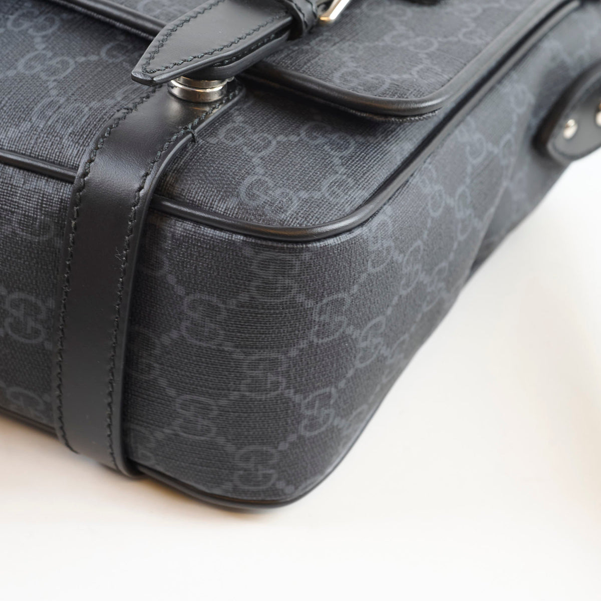 Gucci Messenger Black GG Monogram - photo 5