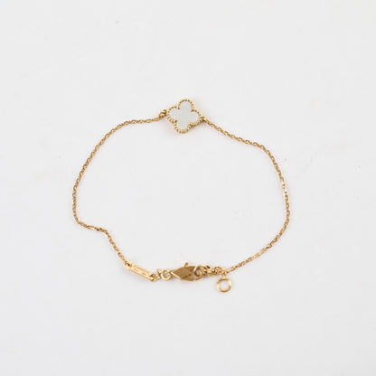Van Cleef & Arpels Sweet Alhambra Mother Of Pearl MOP Bracelet 2025 - photo 3