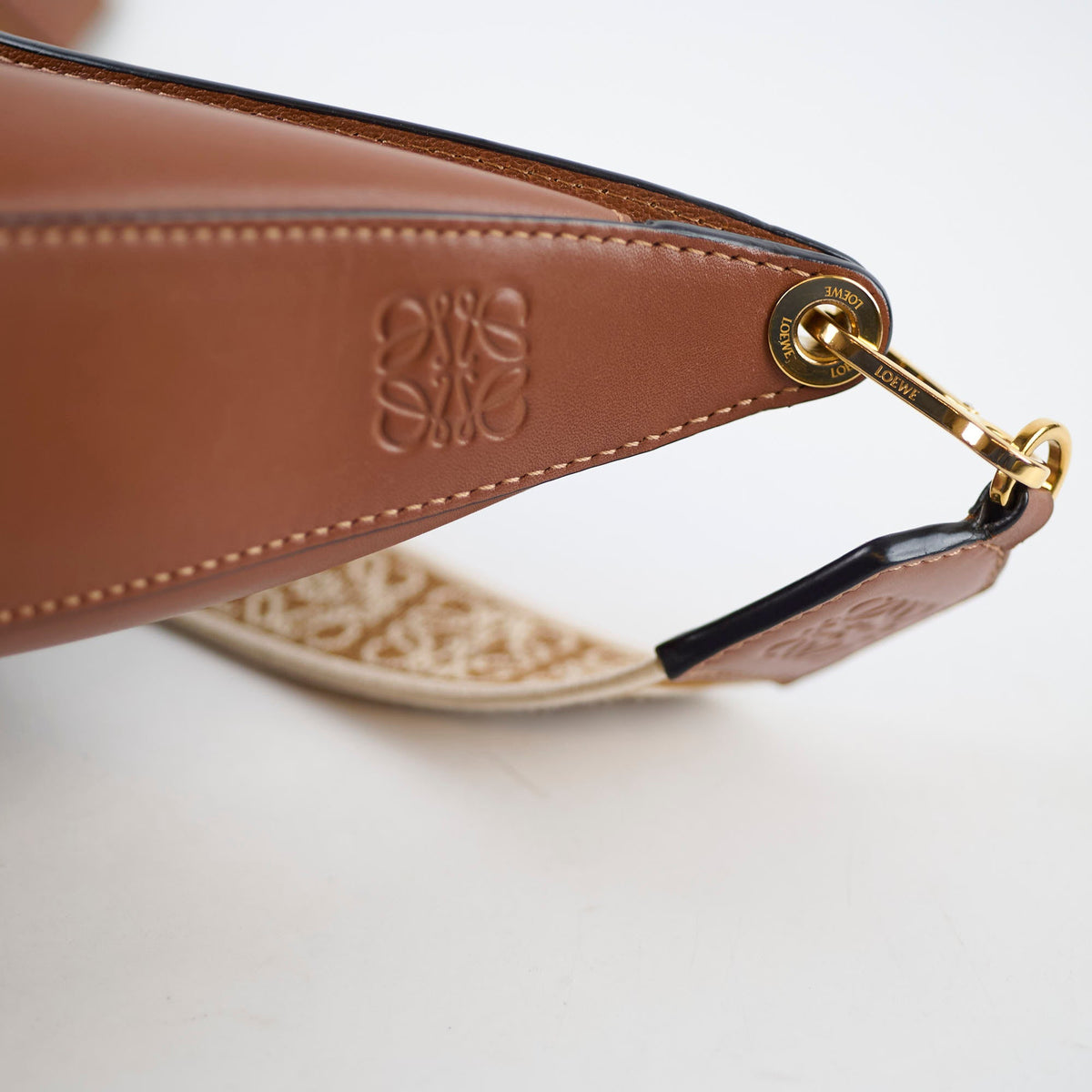 Loewe Luna Bag Tan - photo 7
